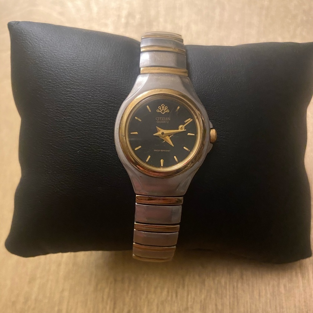 Vintage Citizen Quartz Two Toned Watch